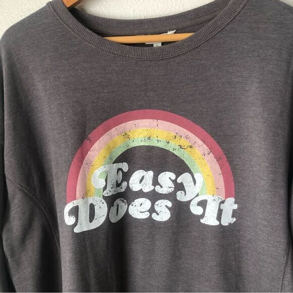 Wildfox NWT statement sweatshirt “Easy does it” rainbow size large - Picture 2 of 9